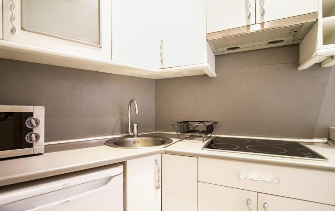 1 Bedroom 1 Bathroom Furnished - Sol - Bright Refurbished - Mintystay Madrid Extérieur photo